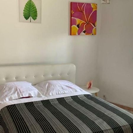 Garnier Gite La Distillerie, Grand Appartement Avec Terrasse מראה חיצוני תמונה